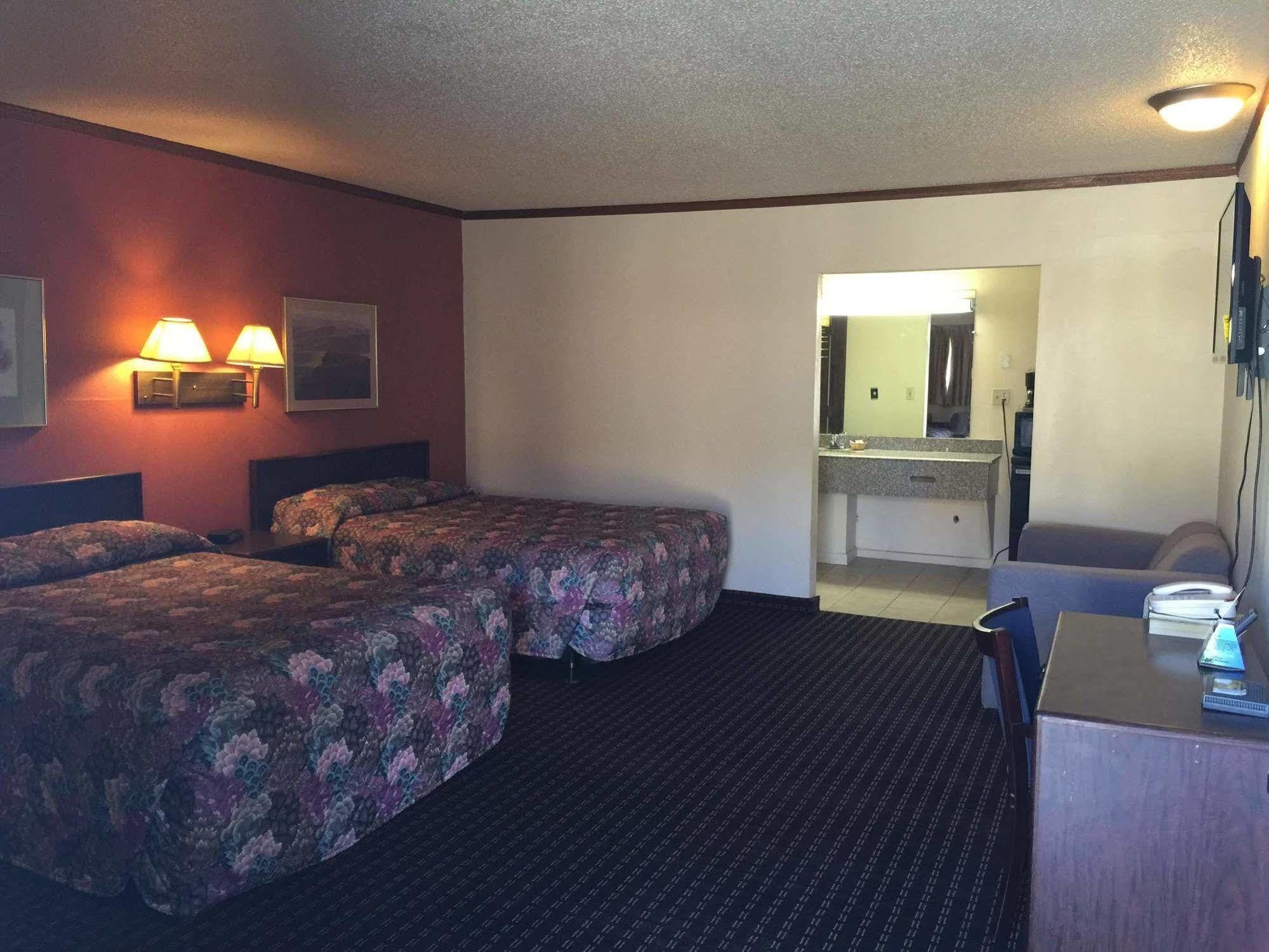 Budget Inn Lafonda Motel Либерал Екстериор снимка