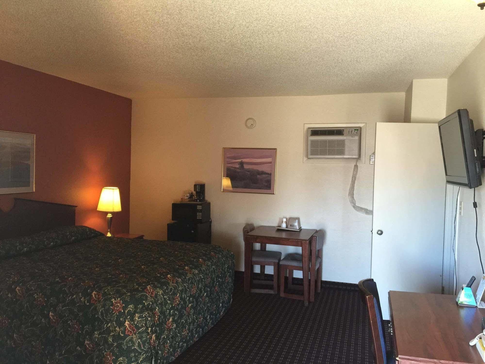 Budget Inn Lafonda Motel Либерал Екстериор снимка