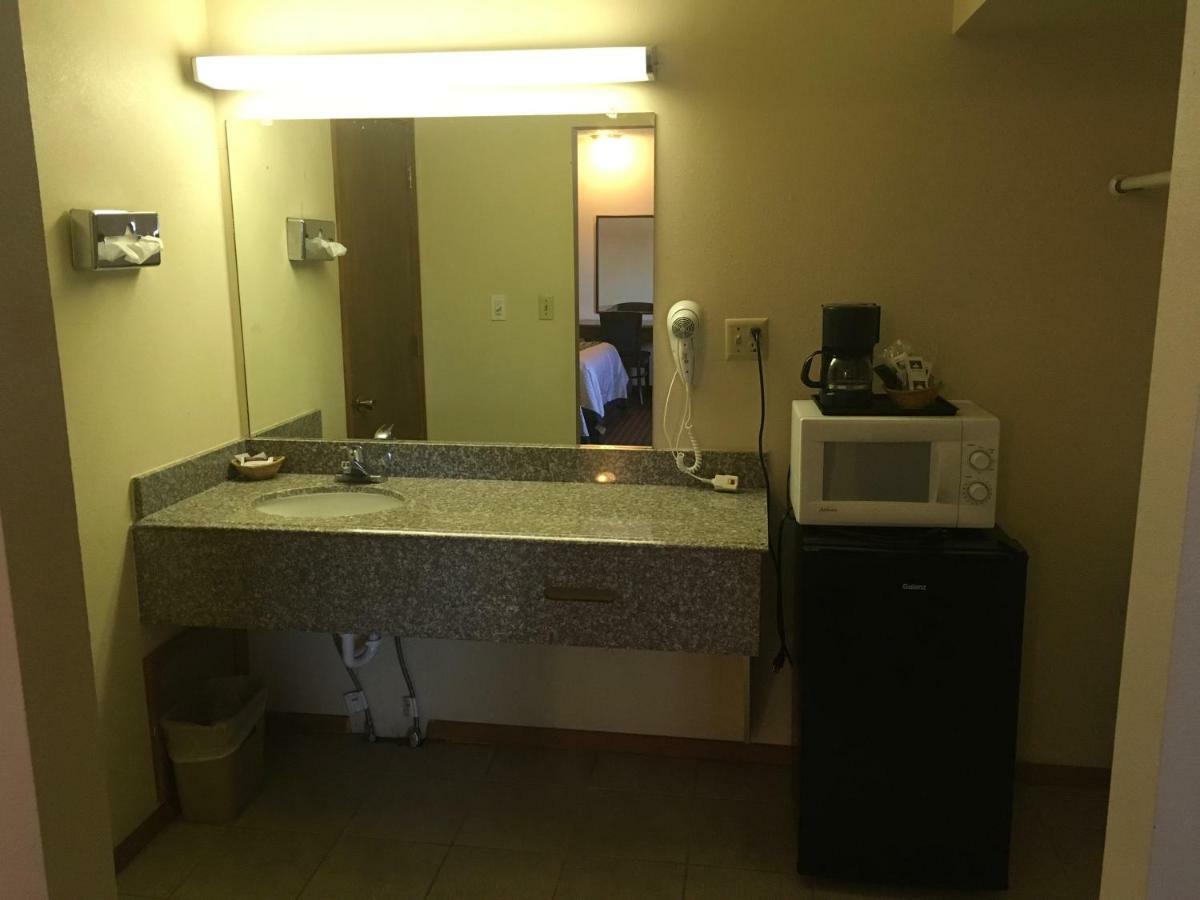 Budget Inn Lafonda Motel Либерал Екстериор снимка