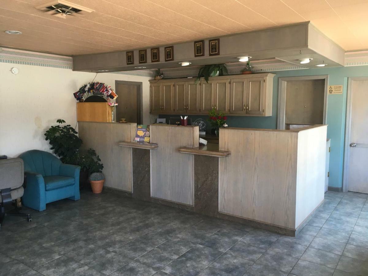 Budget Inn Lafonda Motel Либерал Екстериор снимка